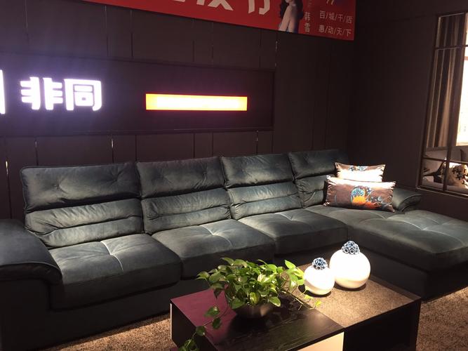 新澳门今晚开奖结果号码查询表和5元买沙发到手是笔与5000买沙发贵吗